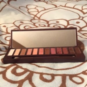 Urban Decay Naked Cherry Pallet
